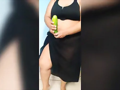 Saudi Arabian Maid Fuck Hard With Cucumber - hard fuck
