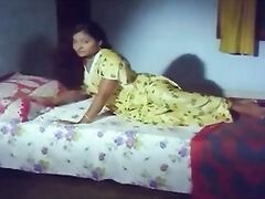 Teenage Servent Seduces Her Owner's Cute Mallu when her Husband not at home