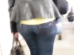 Huge booty wide butt