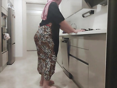 My Huge Butt stepmom wanted to stay home alone with me.