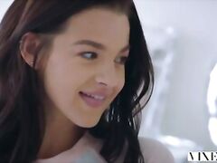 VIXEN Two Horny College Students Volunteer to Be Filmed And