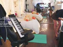 Indiefoxx twitch streamer mirror upskirt compilation