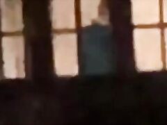 Neighbor voyeur 3 - face visible non nude