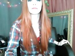 Camgirl shows off ass in cutoff jean shorts & finds new way tease lucywants