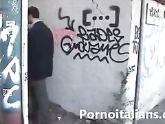 i.  italiano - tette e capezzoli da leccare - italian teen old man