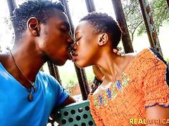 Gorgeous Amateur Ebony Babe Gives Public BJ And Flashes