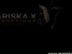 EveryBody Fucks Around the Sex Pool