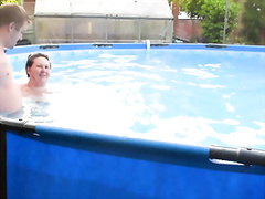 FUN IN POOL VID