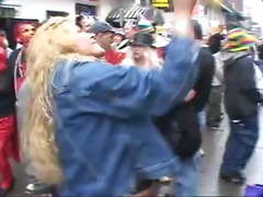 ALBOOGIE HAS THE BEST BEADS MARDI GRAS 2