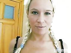 Blondine fickt fuer 100 Euro