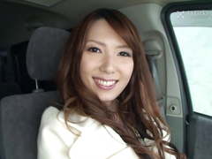 Yui Hatano Deepthroats Cock In Car (Uncensored JAV)