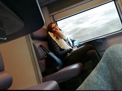 Flash big bulge She look!!