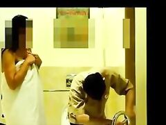 bhabhi seducing hotel boy