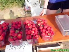 Czech teen selling strawberries and pussy